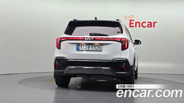Kia Seltos Новый Seltos Бензин 2.0 2WD — Фото автомобиля 4
