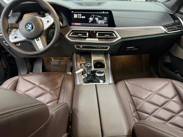 BMW X5 — Фото автомобиля 7