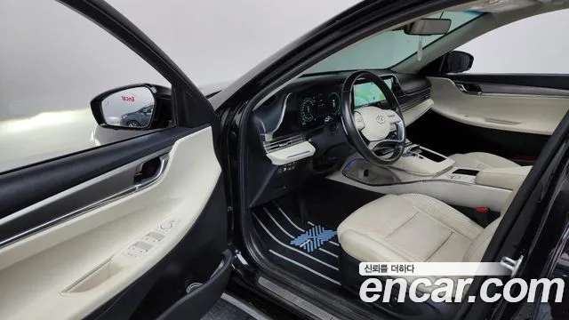 Hyundai Grandeur — Фото автомобиля 10