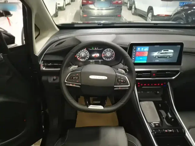Maxus G50 — Фото автомобиля 10