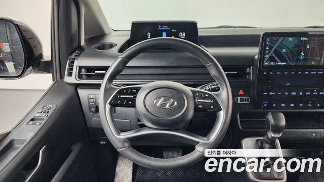 Hyundai Staria Staria 4WD Tourer 9 мест — Фото автомобиля 13