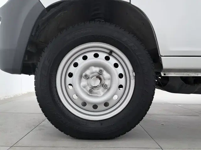 Wuling Motors Wuling Zhiguang 2020 1.2L Van Utility China VI 5-seat LSI — Фото автомобиля 17