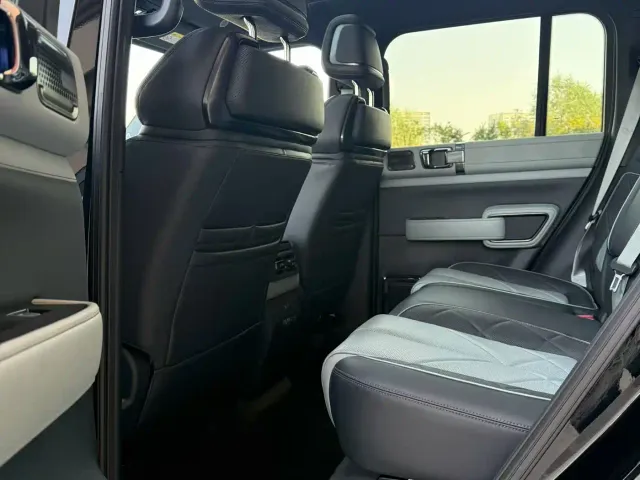 BYD FangChengBao Leopard 5 — Фото автомобиля 9