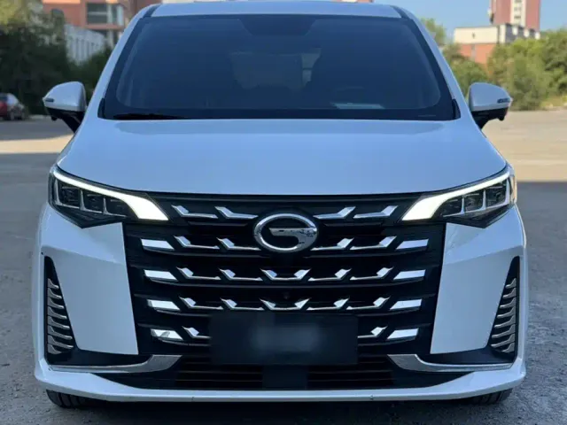 GAC Trumpchi M6 — Фото автомобиля 12