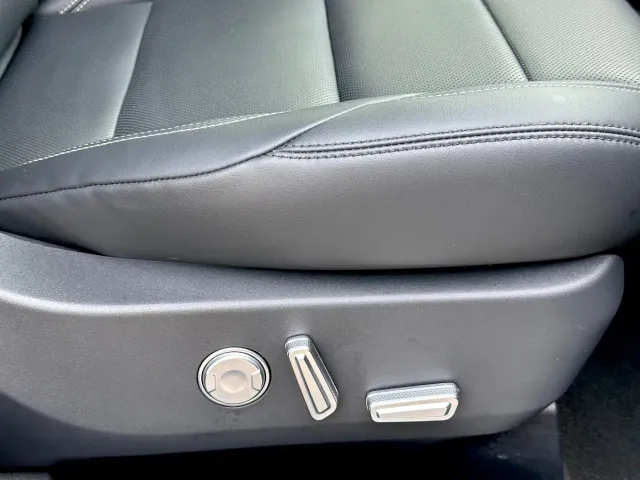 Lincoln Nautilus 2023 2.0T AWD Premium Edition — Фото автомобиля 11