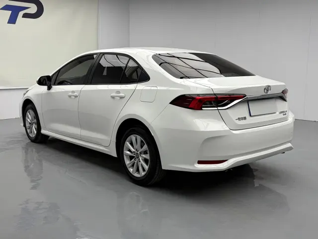 Toyota Corolla — Фото автомобиля 18