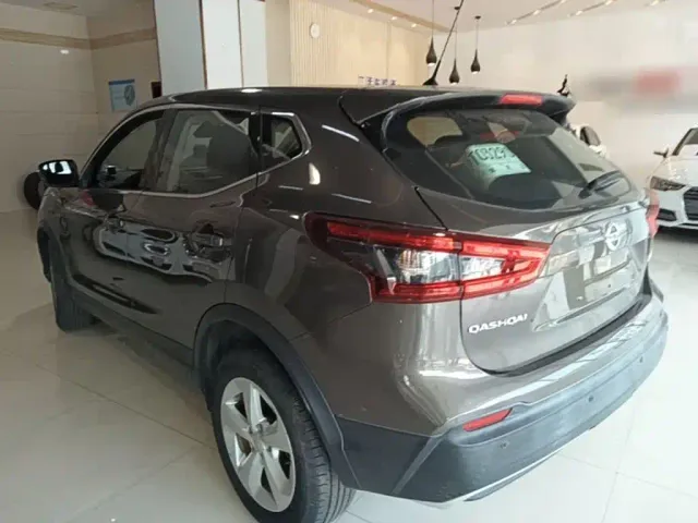 Nissan Qashqai — Фото автомобиля 4