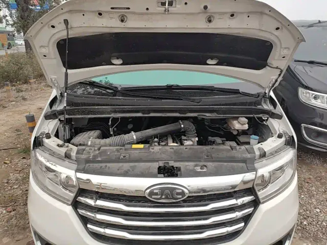 JAC Refine M3 — Фото автомобиля 19