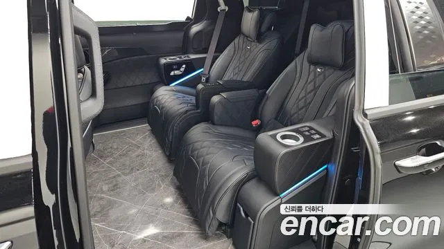 Kia Canival Новый Carnival 4 поколение Бензин 9 мест Hi-Limousine (Спецкузов) — Фото автомобиля 18