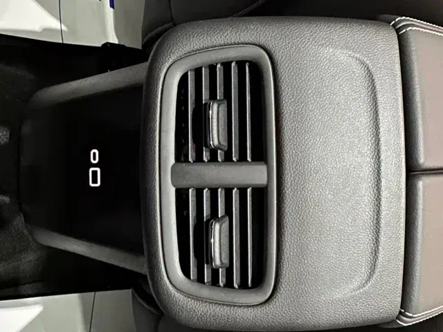 Buick Envision Plus — Фото автомобиля 16