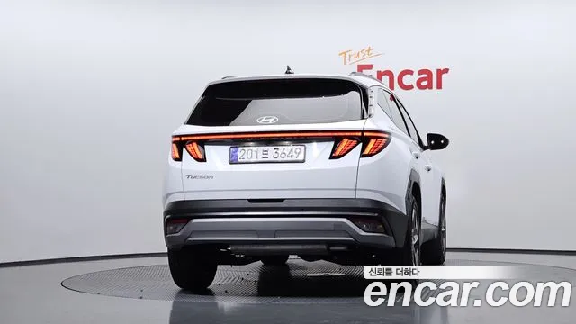 Hyundai Tucson — Фото автомобиля 3