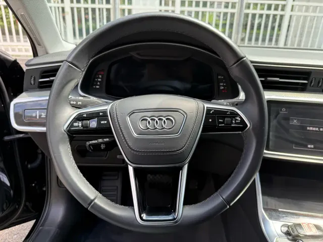 Audi A6L — Фото автомобиля 8