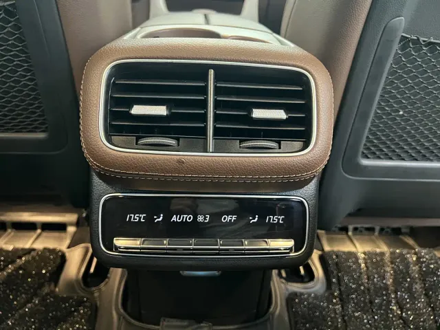 Mercedes-Benz GLE-Class — Фото автомобиля 16