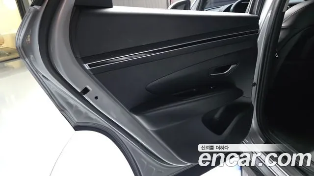 Hyundai Tucson Tucson (NX4) Дизель 2.0 2WD — Фото автомобиля 5