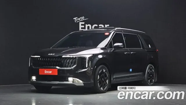 Фотография автомобиля — Kia Carnival 4th Gen