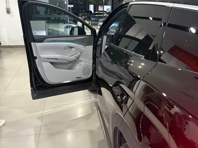 BYD Song Ultra — Фото автомобиля 5