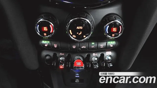 Mini Cooper Cooper 5 дверей Classic — Фото автомобиля 6