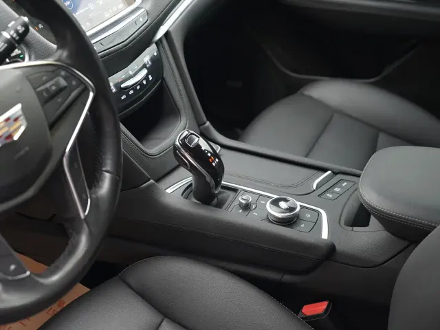 Cadillac XT5 — Фото автомобиля 6