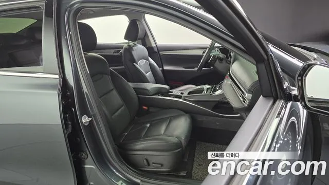 Hyundai Grandeur Новый Grandeur IG 3.0 LPi (Для проката) — Фото автомобиля 12