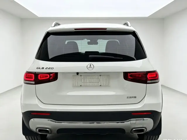 Mercedes-Benz GLB-Class — Фото автомобиля 4