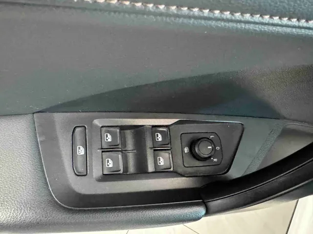 Volkswagen Tharu — Фото автомобиля 10