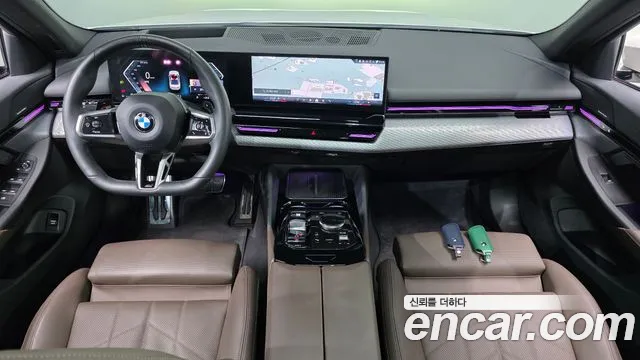 BMW 5 Series G60 — Фото автомобиля 10