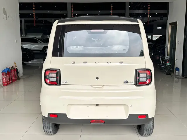 Geely Panda — Фото автомобиля 8