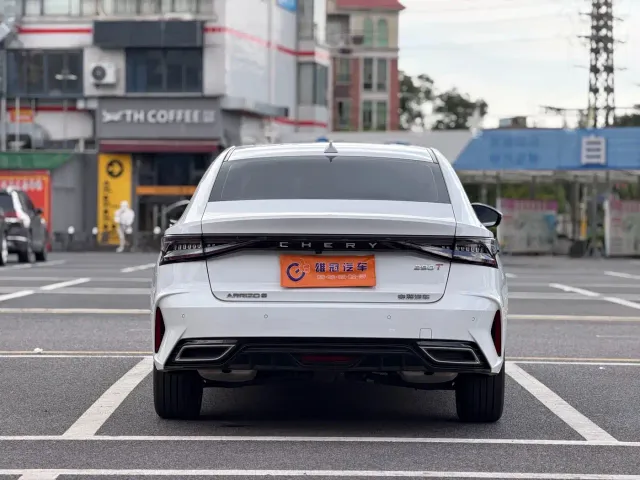 Chery Arrizo 8 — Фото автомобиля 7