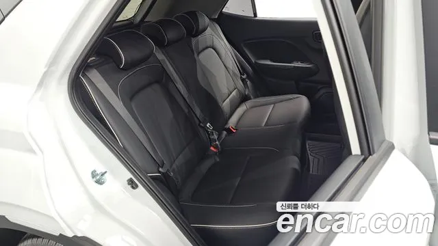 Hyundai Venue — Фото автомобиля 17