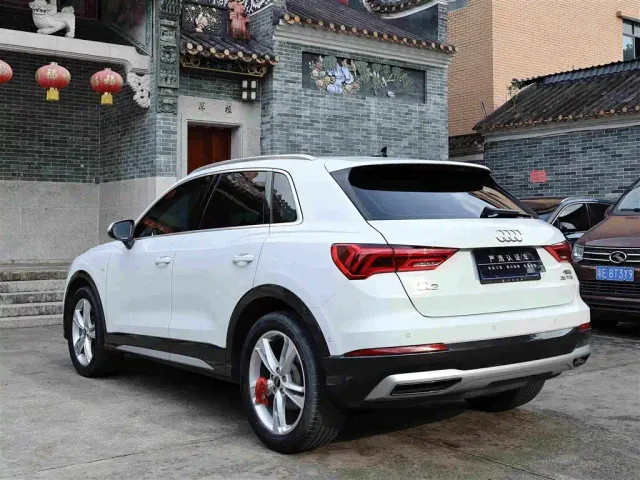 Audi Q3 — Фото автомобиля 9