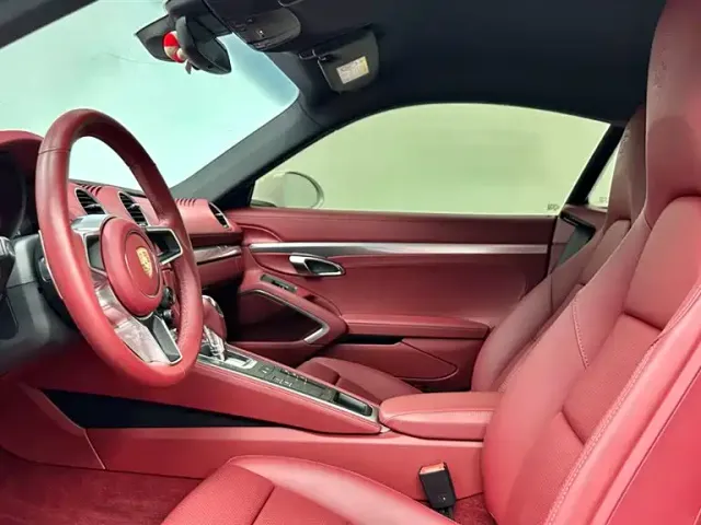 Porsche 718 — Фото автомобиля 9