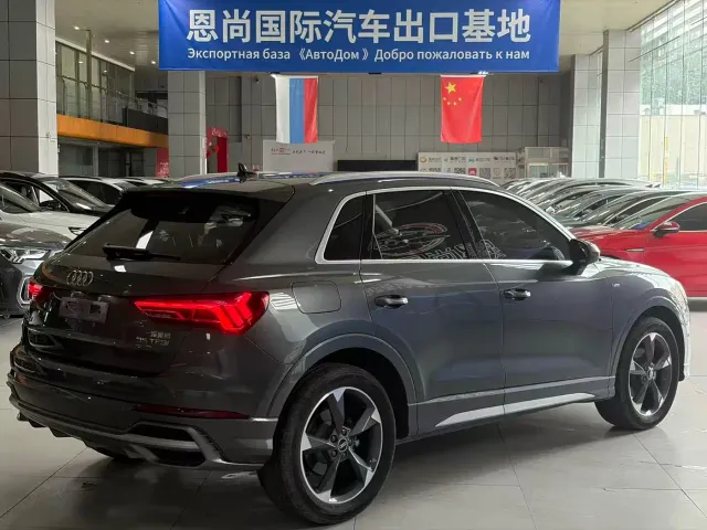 Audi Q3 — Фото автомобиля 4