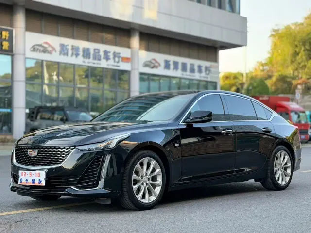 Фотография автомобиля — Cadillac CT5