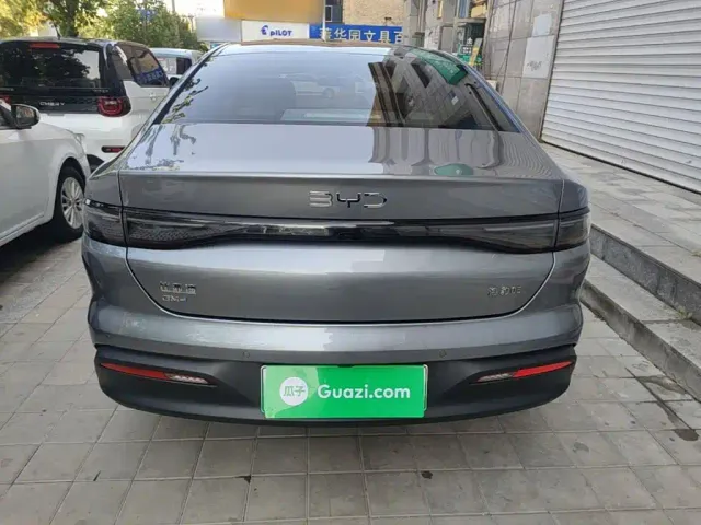 BYD Seal 05 DM-i — Фото автомобиля 5