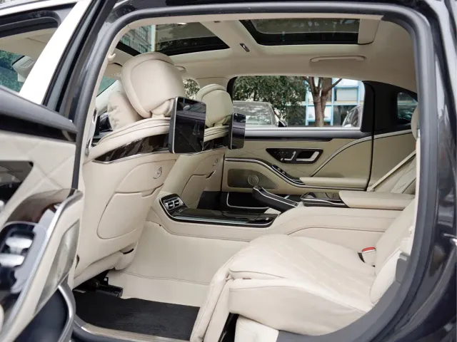 Mercedes-Benz Maybach S-Class — Фото автомобиля 12