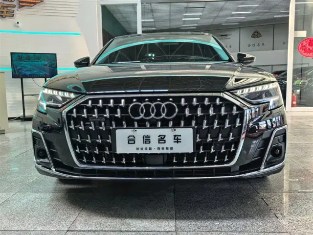 Audi A8 — Фото автомобиля 2