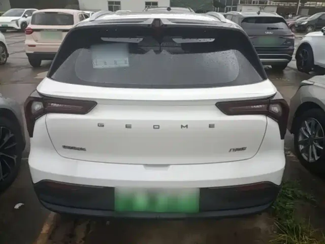 Geely Geometry E Firefly — Фото автомобиля 5