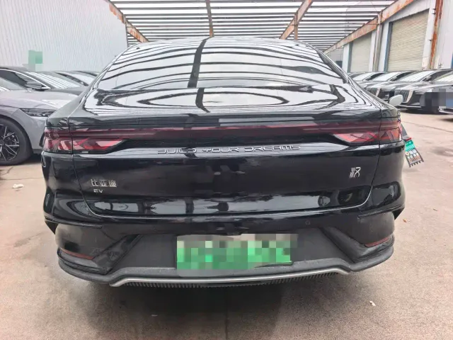 BYD Han — Фото автомобиля 10