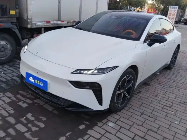 Фотография автомобиля — Dongfeng eπ 007