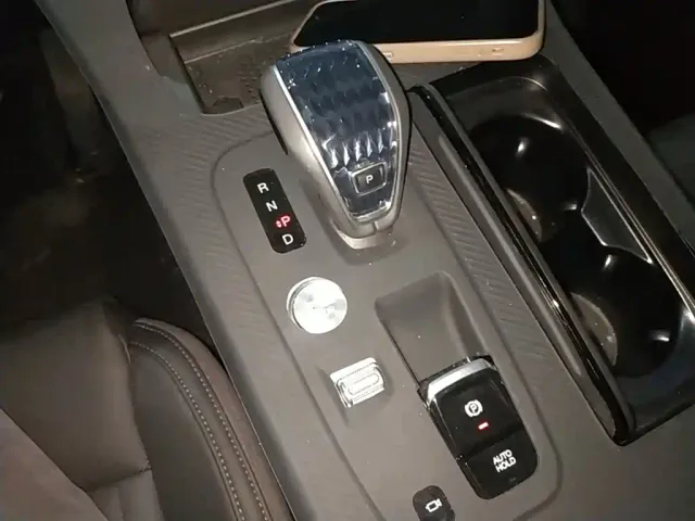 GAC Trumpchi M8 — Фото автомобиля 13