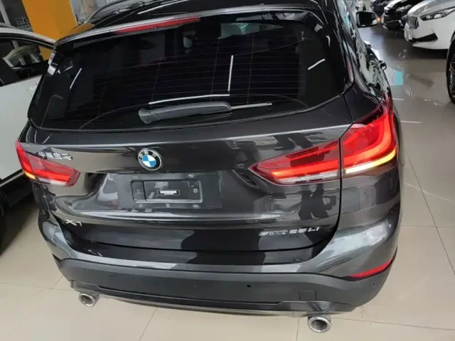 BMW X1 — Фото автомобиля 5