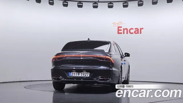Hyundai Grandeur New — Фото автомобиля 4