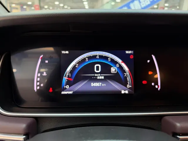 GAC Trumpchi M6 — Фото автомобиля 11