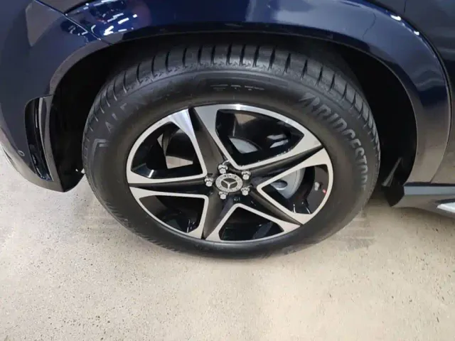 Mercedes-Benz GLE-Class — Фото автомобиля 22