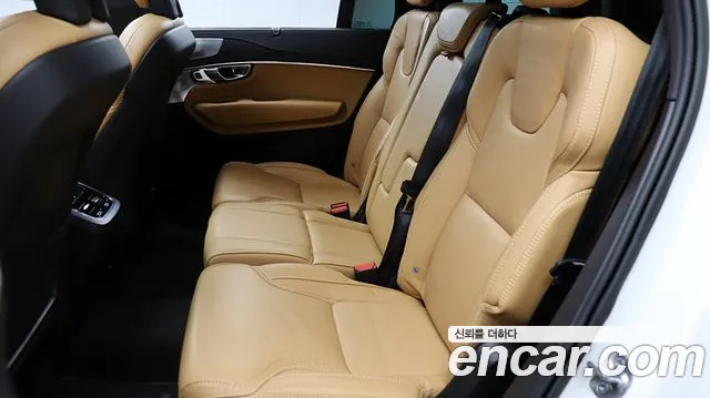 Volvo XC90 Generation 2 — Фото автомобиля 15