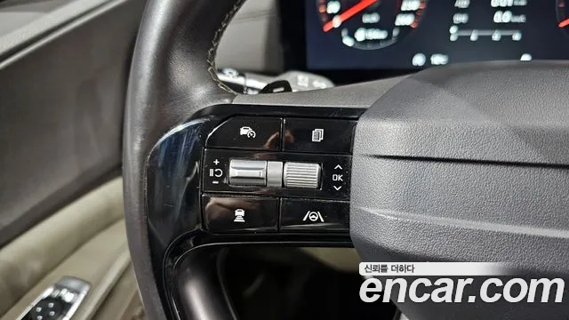 Kia Canival — Фото автомобиля 11