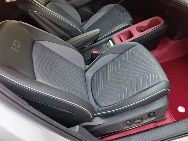Volkswagen ID.3 — Фото автомобиля 24
