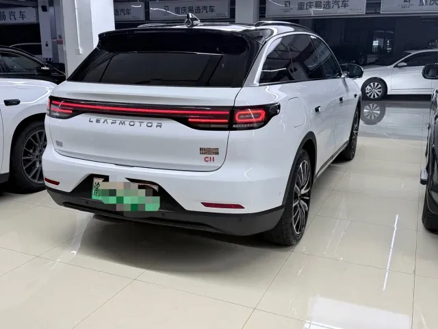 Leapmotor C11 — Фото автомобиля 4
