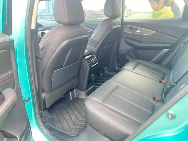 Forthing T5 Evo — Фото автомобиля 6