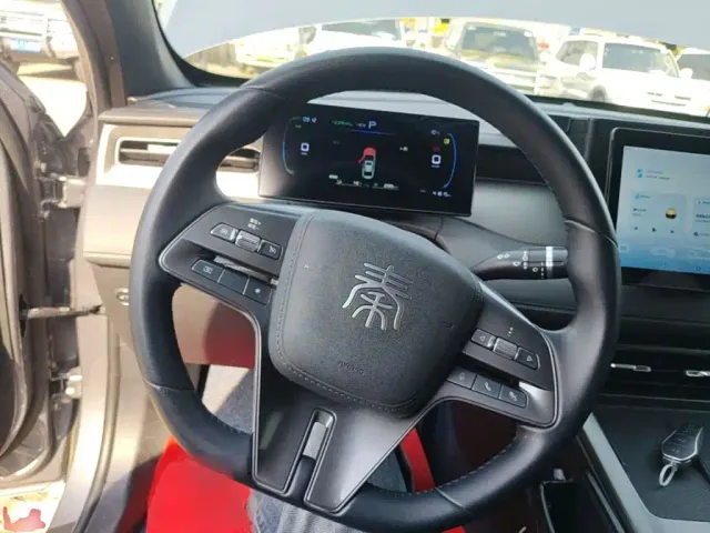 BYD Qin PLUS — Фото автомобиля 10